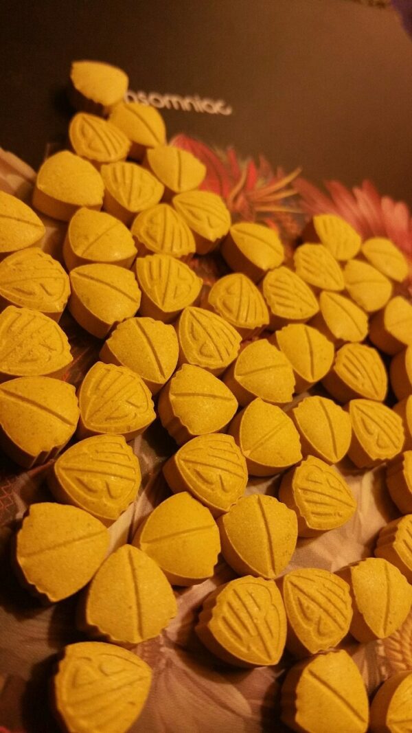 Yellow warner bros with 220mg of mdma - Image 3