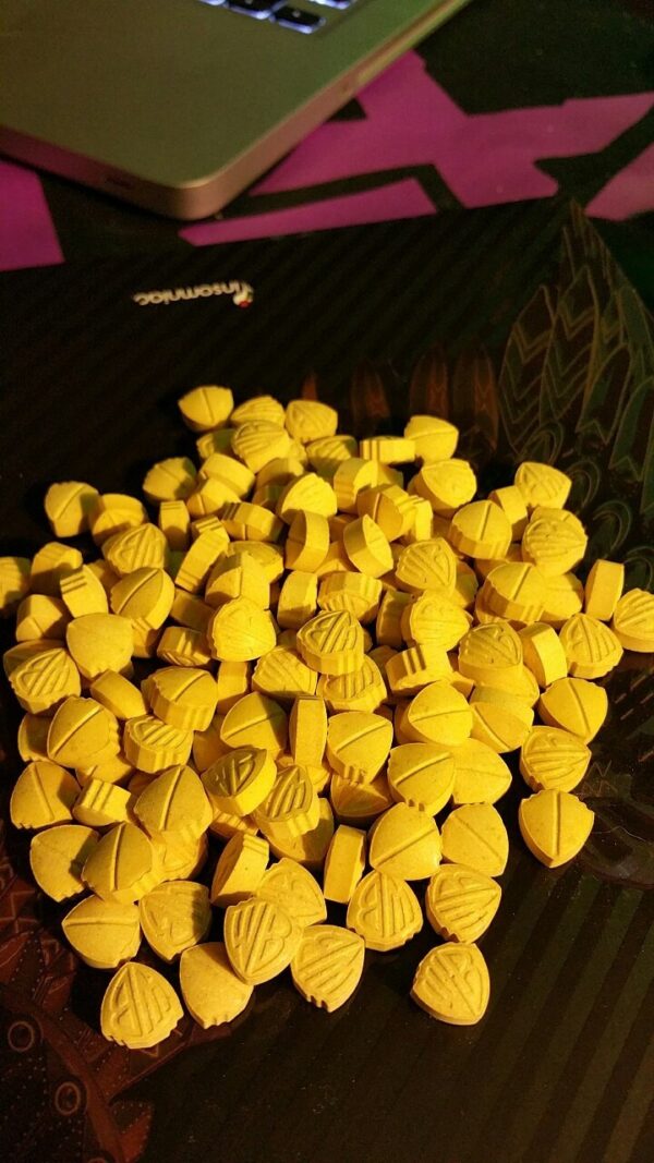 Yellow warner bros with 220mg of mdma - Image 4