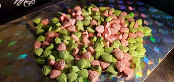 Green and Pink Ferrari's with 250mg of mdma - Image 3