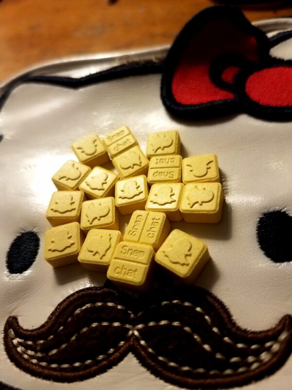 Yellow Snapchats with 220mg mdma - Image 2